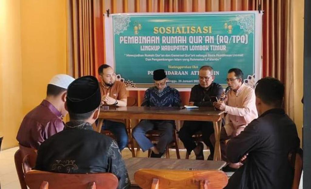 BERDAKWAH: Sosialisasi pembinaa RQ dan TPQ oleh Lembaga Persaudaraan Attawabin di Lombok Timur, Minggu (26/1).