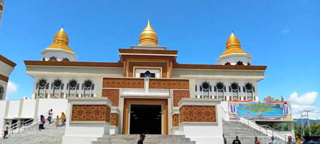 DIUSUT JAKSA: Pembangunan Masjid Agung Bima sedang diusut Kejati NTB.