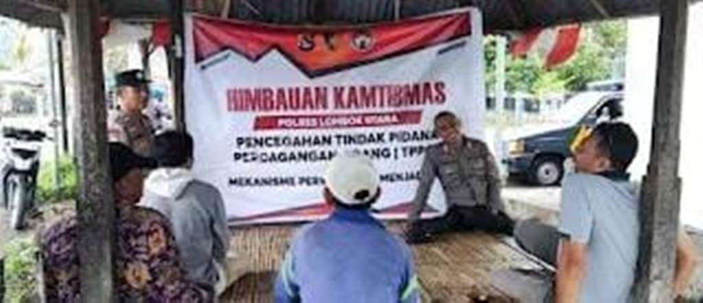 SAPA MASYARAKAT: Personil Polsek Pemenang mengintensifkan kegiatan patroli dialogis sebagai upaya meningkatkan kamtibmas.