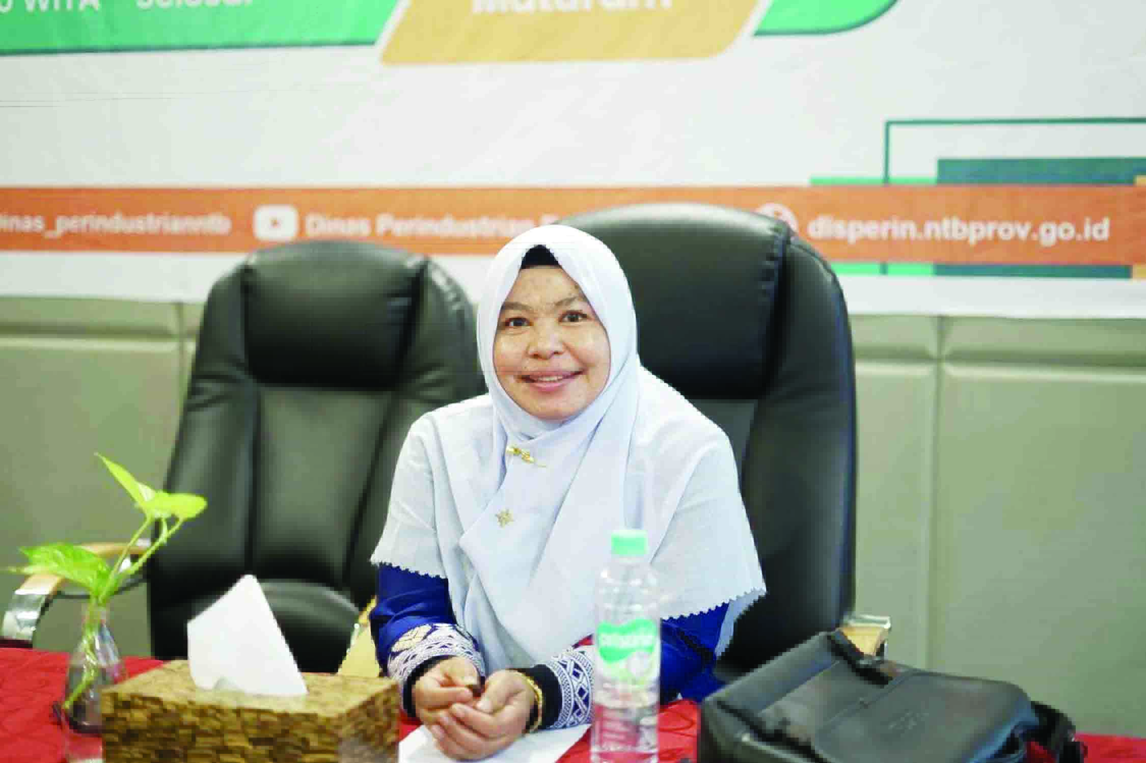 Kadisperin NTB Hj Nuryanti