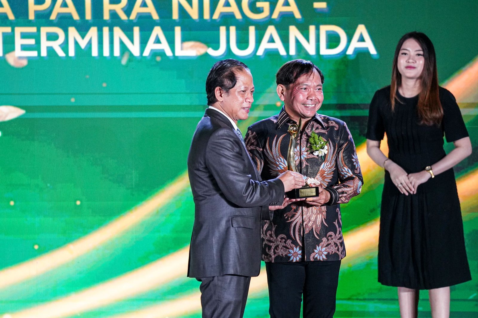 SELAMAT: Penghargaan Anugerah Lingkungan PROPER 2024 diraih Pertamina Patra Niaga Regional Jawa Timur, Bali dan Nusa Tenggara (Jatimbalinus).