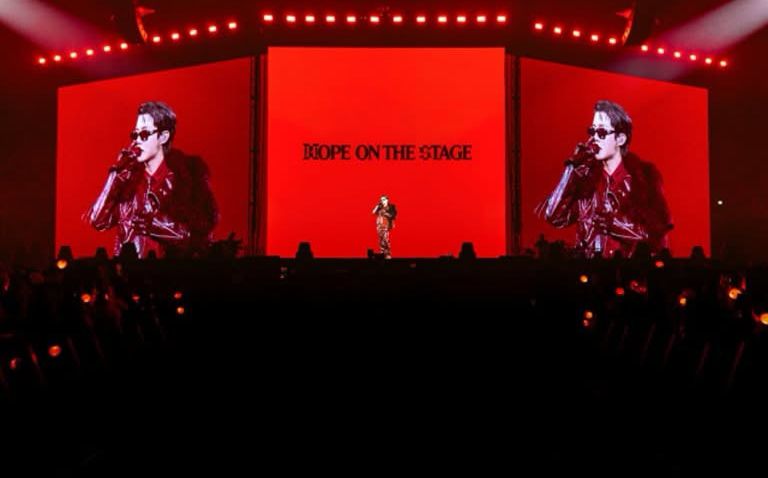 Tur Dunia HOPE ON THE STAGE J-Hope BTS di KSPO Dome Korea Selatan.