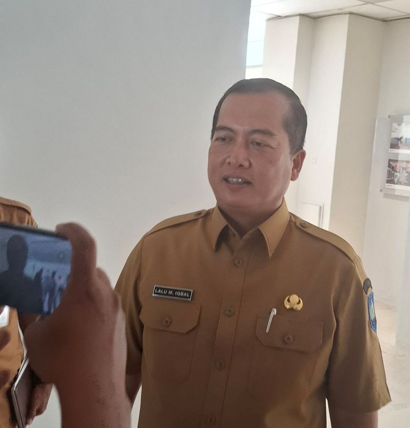 Gubernur NTB Lalu Muhamad Iqbal