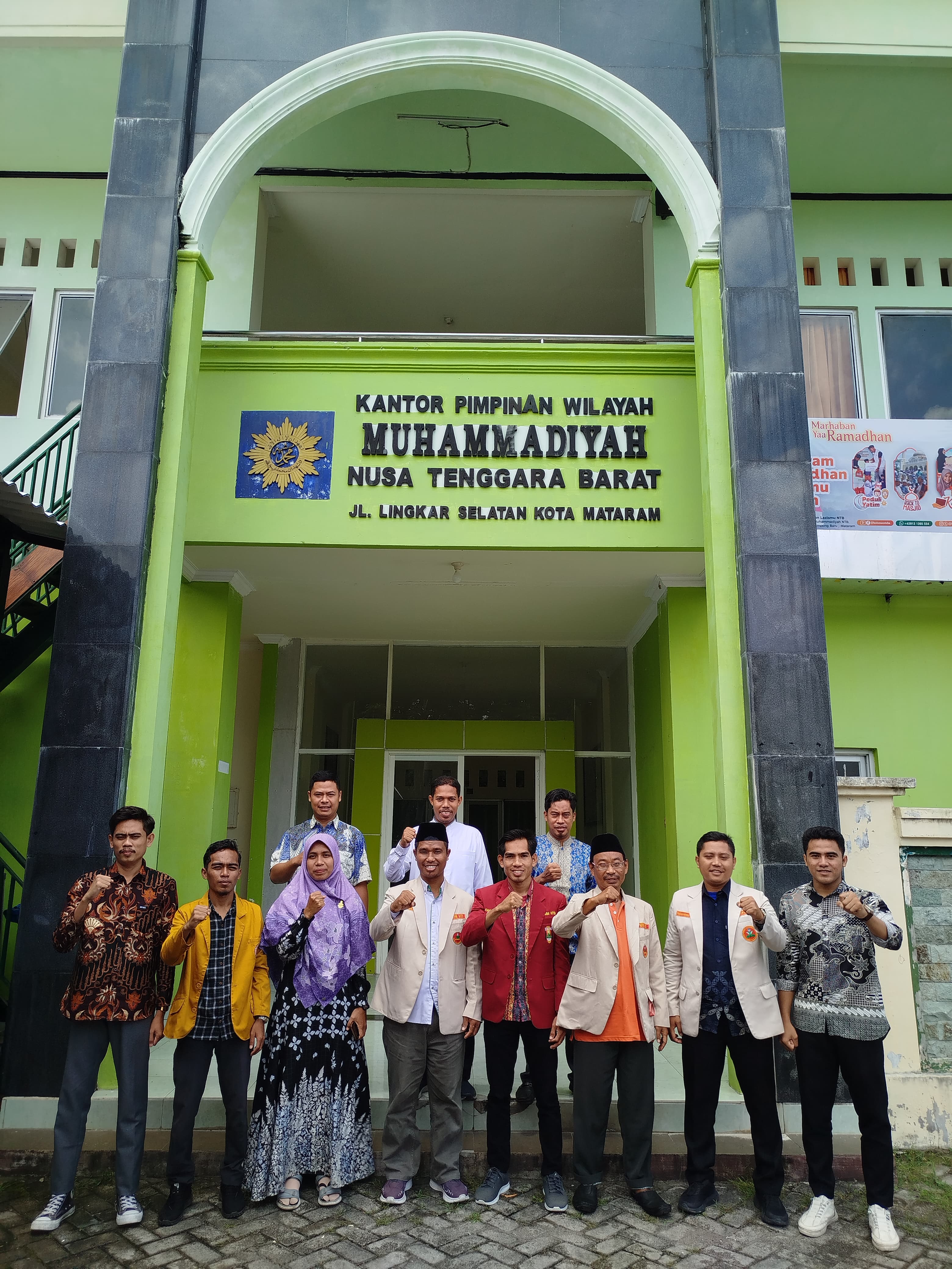 JANGAN ASAL TEROBOS: Angkatan Muda Muhammadiyah mengecam LSM Gumi Paer yang ikut campur dalam urusan internal dugaan asusila, yang dilakukan salah satu Wakil Rektor Universitas Muhammadiyah Mataram.
