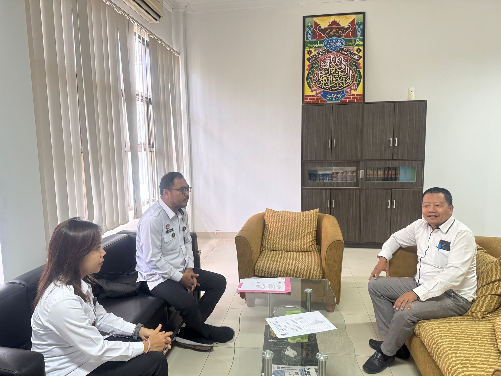 PENDAMPINGAN: Kanwil Kemenkum NTB melakukan pendampingan intensif ke Pemkab Lombok Timur, Rabu (12/3) diterima Kabag Hukum Biawansyah Putra.