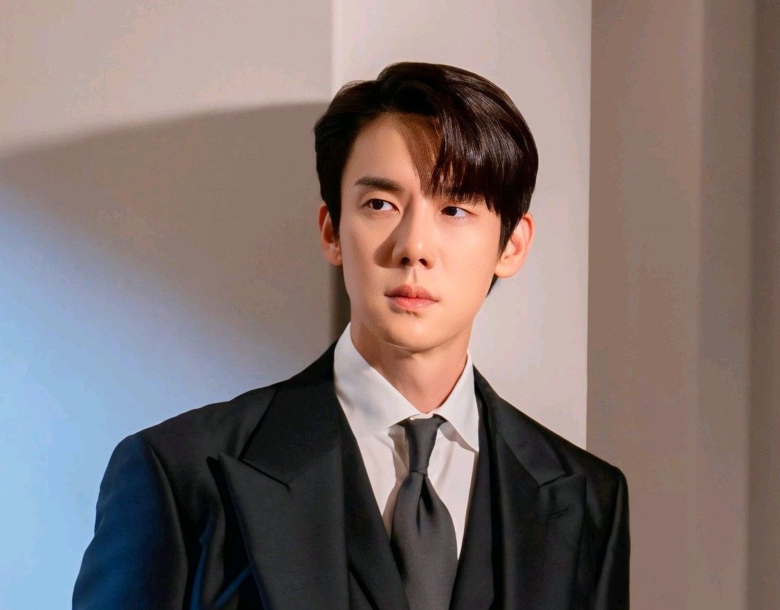 Yoo Yeon Seok