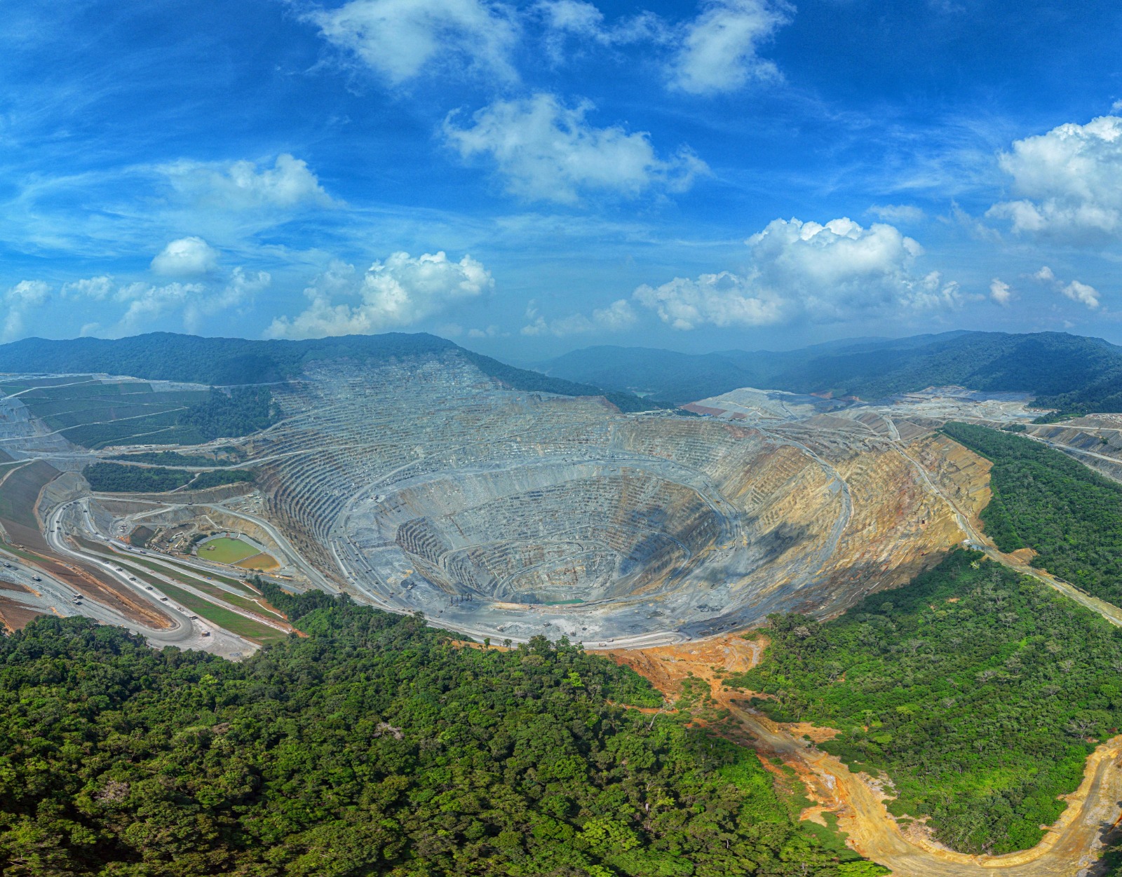 Tambang Batu Hijau di Kabupaten Sumbawa Barat yang dioperasikan AMMAN.