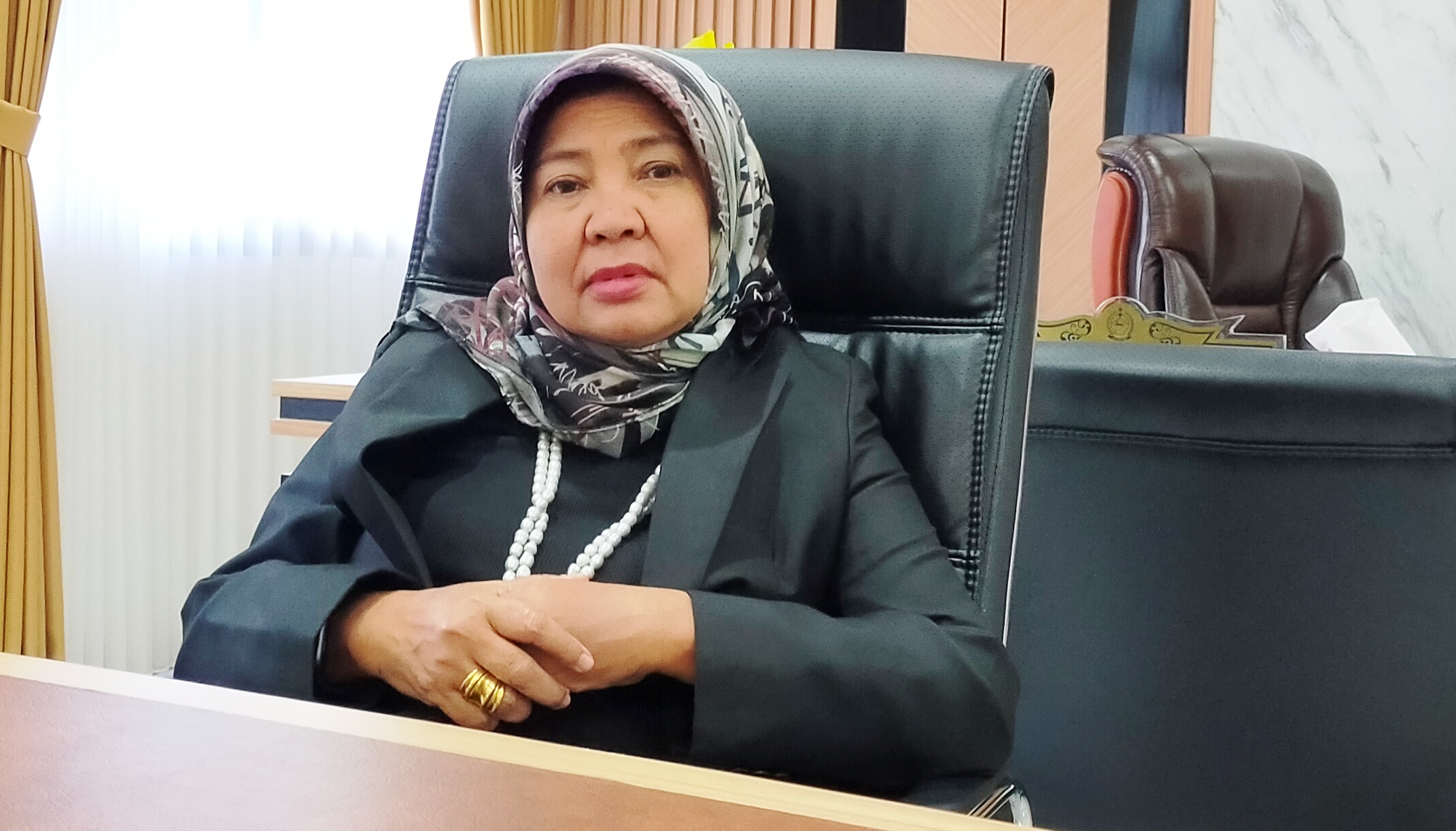 Hj Baiq Isvie Rupaeda