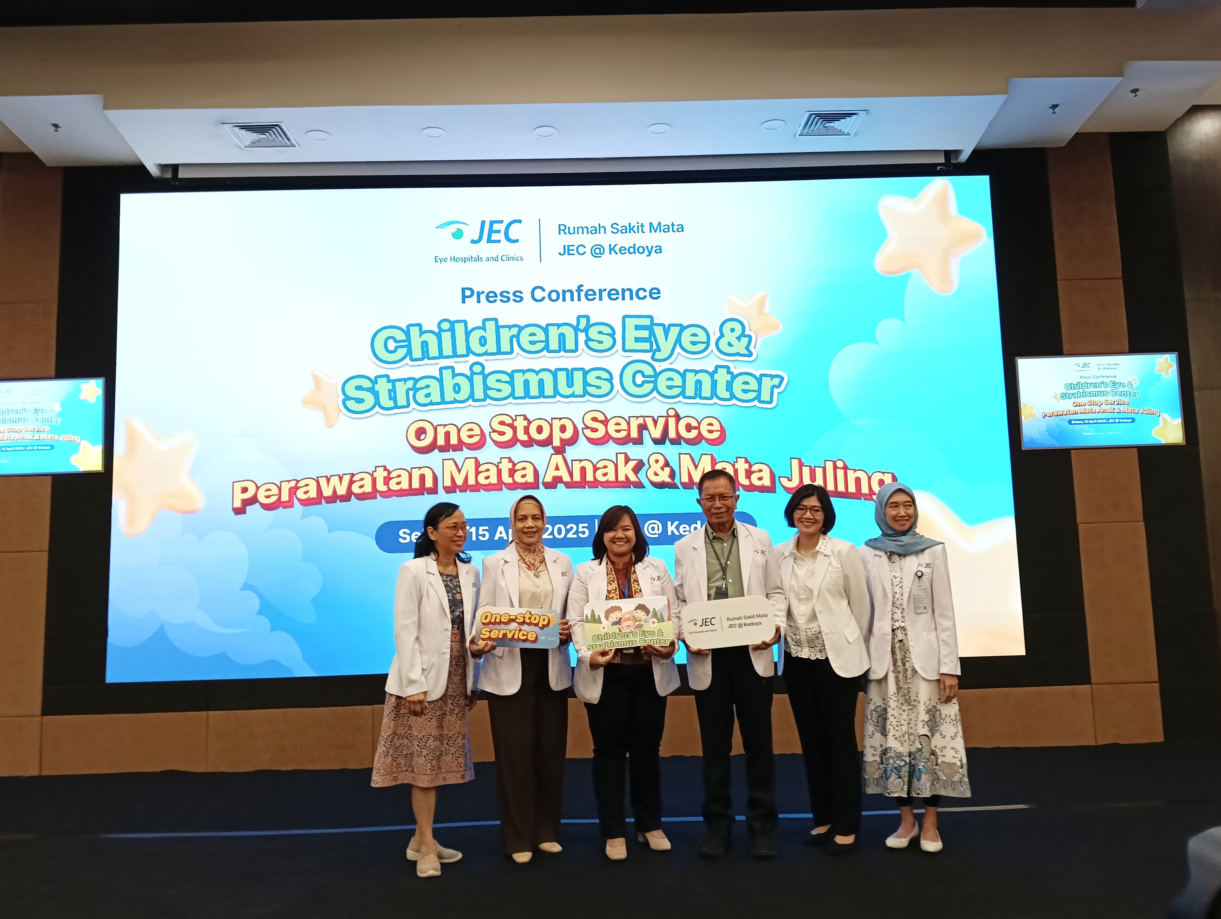 ●	Children&rsquo;s Eye & Strabismus Center di RS Mata JEC @ Kedoya: layanan kesehatan mata anak satu atap pertama di Indonesia.