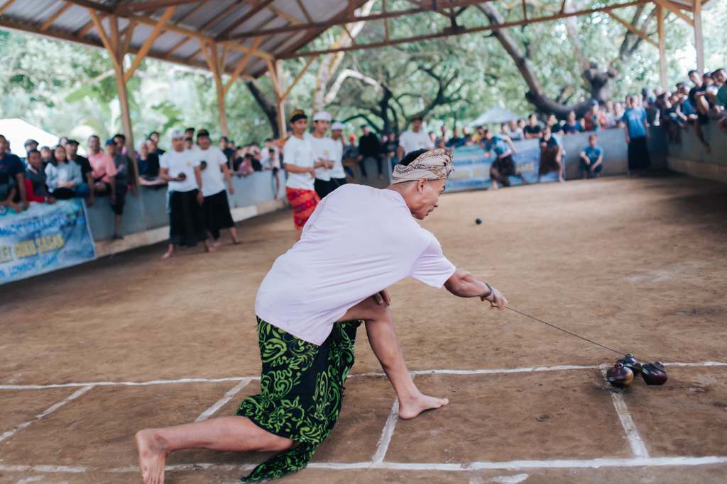 RUTIN: Suasana perlombaan Gasing Bulet di Desa Bentek, Kecamatan Gangga Februari 2025 lalu.