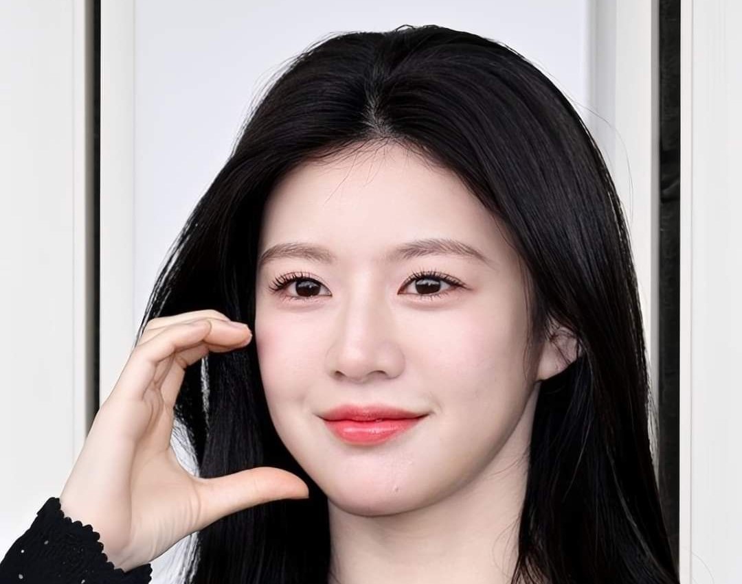 Go Youn Jung