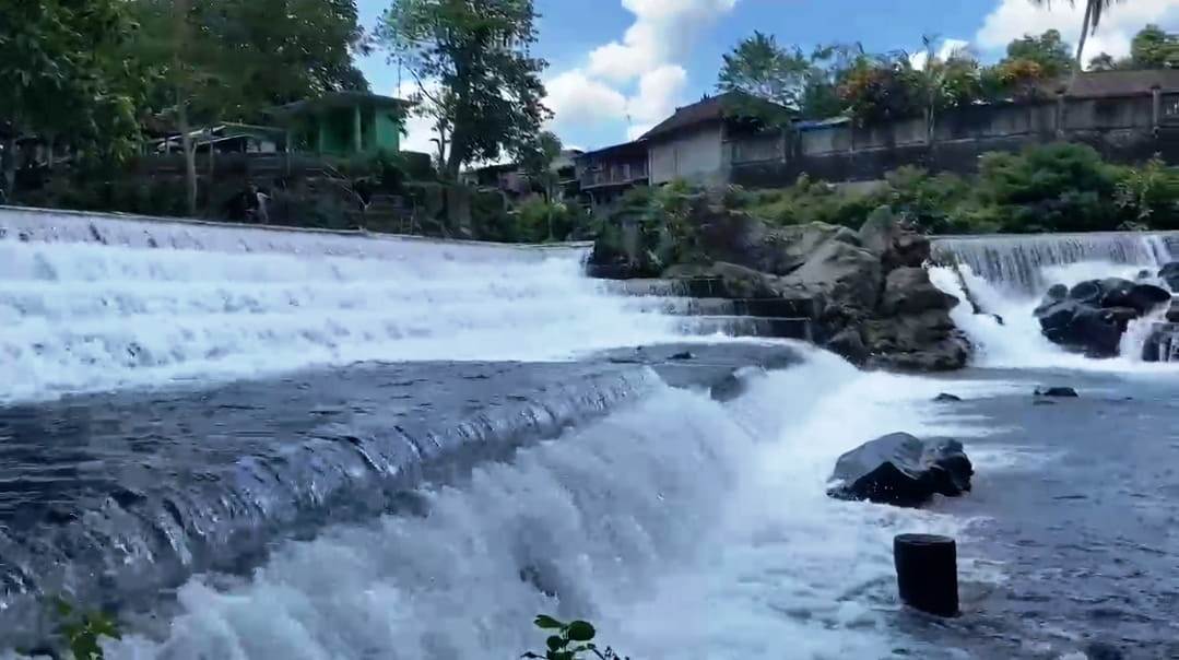 Undak-Undakan Aliran Sungai di Bawak Goak, Sesaot, Lombok, beberapa hari lalu.