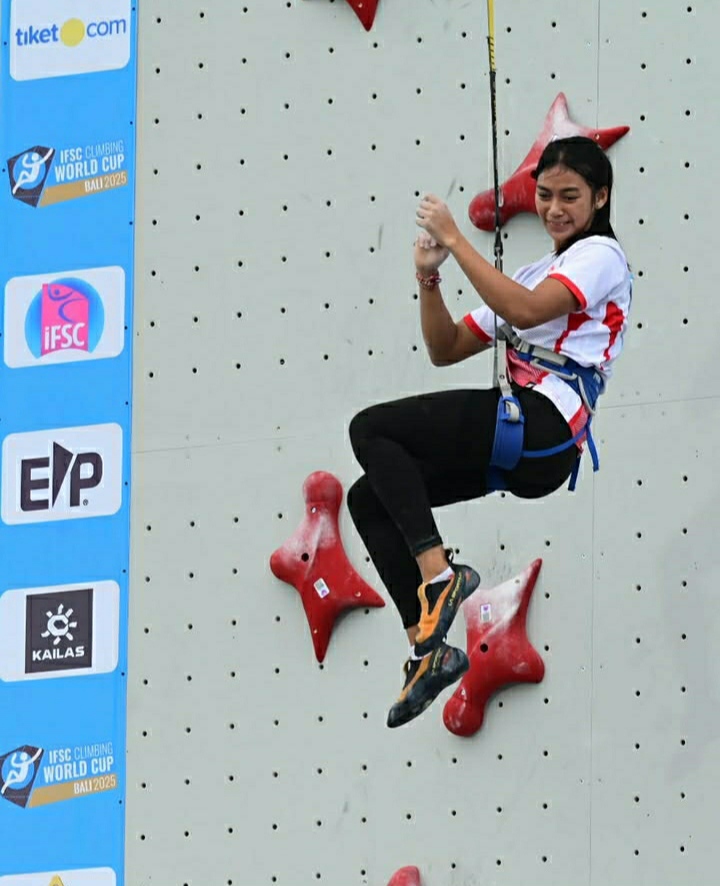Kadek Ade Asih berhasil meraih medali perunggu pertamanya dalam ajang IFSC World Cup Bali 2025.