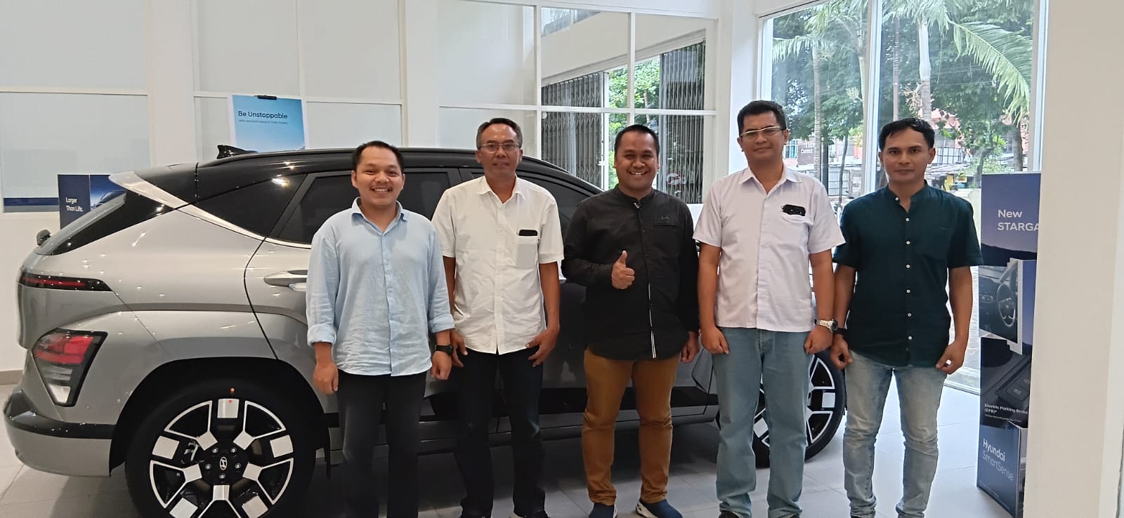 Manajemen Lombok Post menjalin silaturahmi dengan Hyundai Lombok membahas potensi kolaborasi di Mataram, Selasa (6/5).