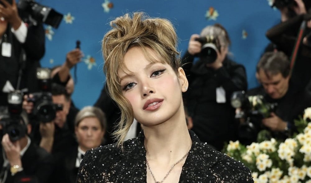 Lisa BLACKPINK di ajang Met Gala 2025