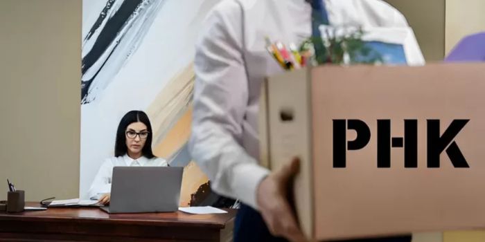 Besaran pesangon yang diterima pegawai industri media terdampak PHK sesuai UU Cipta Kerja