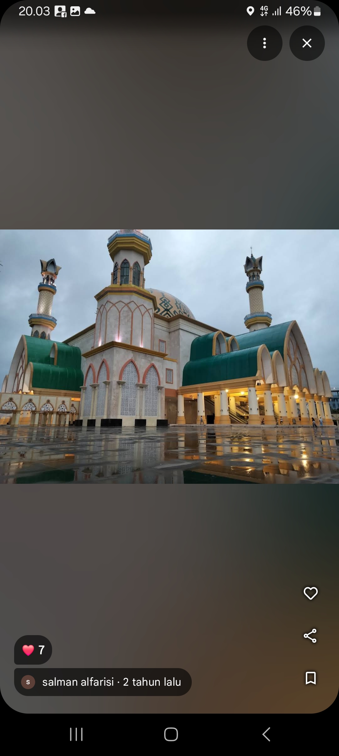 Masjid Raya Hubbul Wathan Islamic Center jadi salah satu tempat wisata di tengah Kota Mataram Lombok