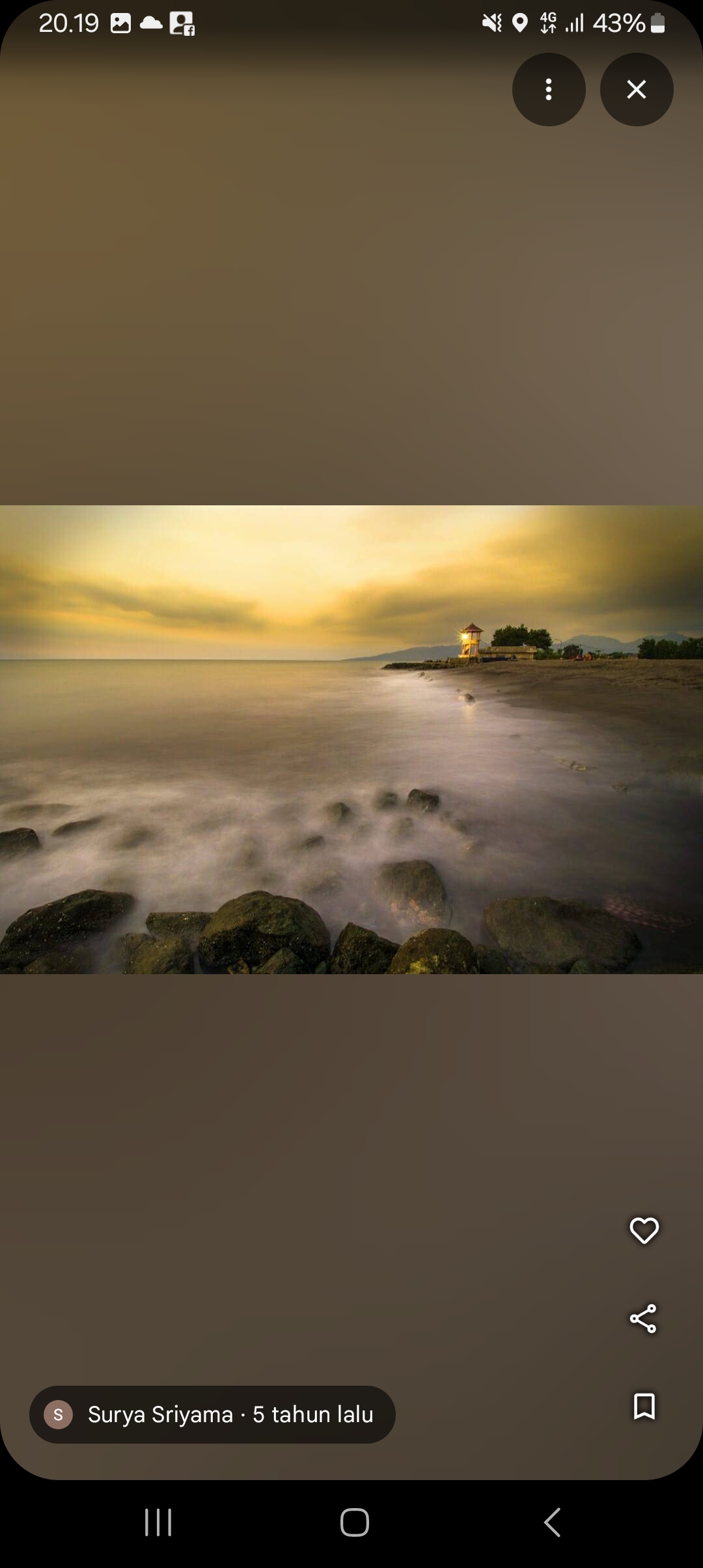 Pantai Penghulu Agung jadi salah satu tempat wisata di tengah Kota Mataram Lombok