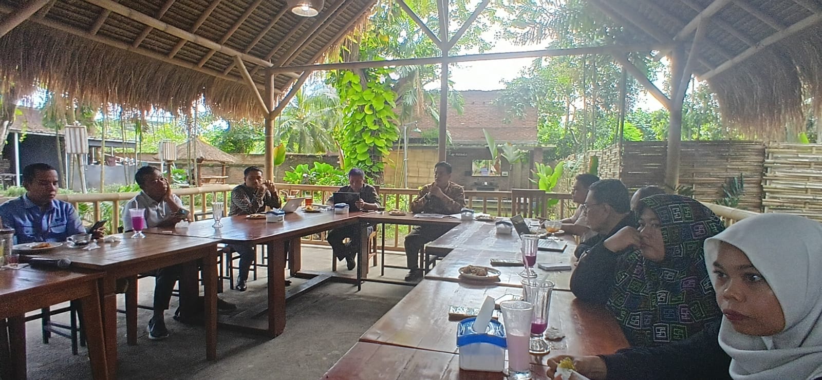 Kantor Perwakilan Bank Indonesia Provinsi NTB saat pemaparan perkembangan perekonomian domestik nasional di Mataram, Rabu (7/5).