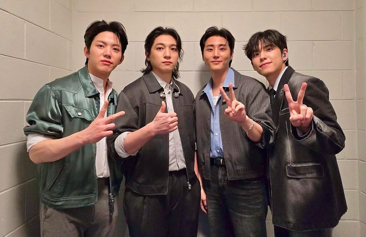 Para personel band Day6 asal Korea Selatan