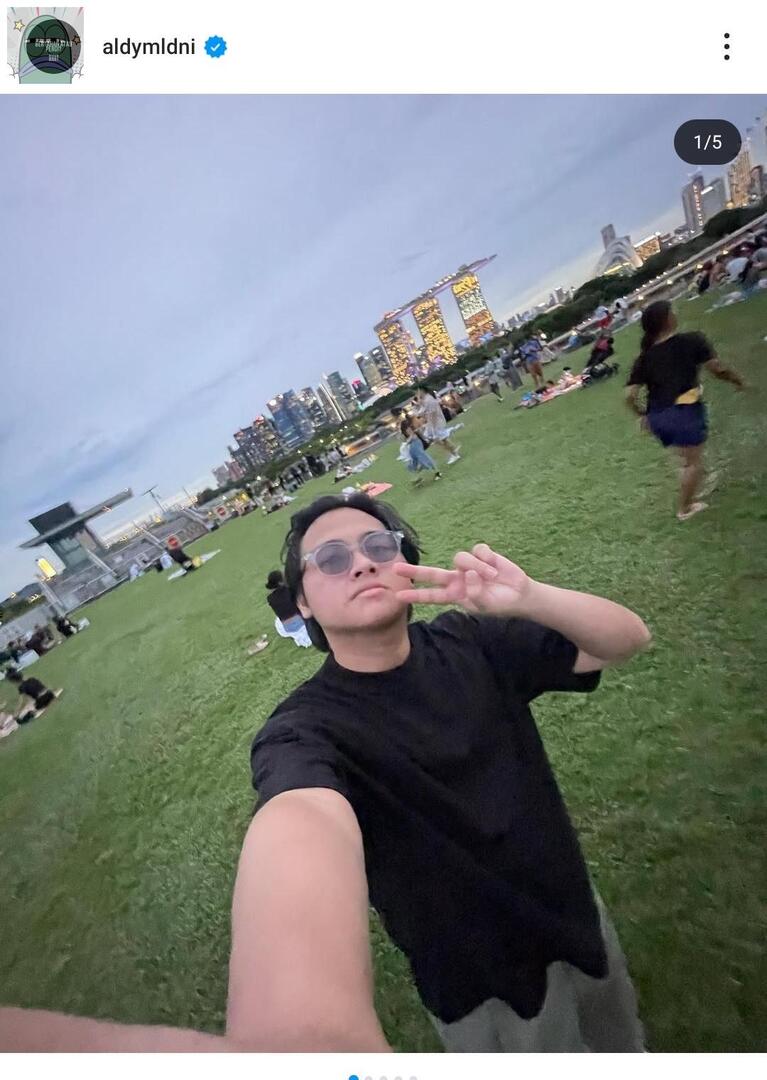 DIHUJAT NETIZEN: Komentar di media sosial penyanyi Aldy Maldini alias Aldy Coboy Junior mendadak dibatasi diduga lantaran hujatan netizen karena kabar penipuan yang dilakukannya. (IG:aldymldini)