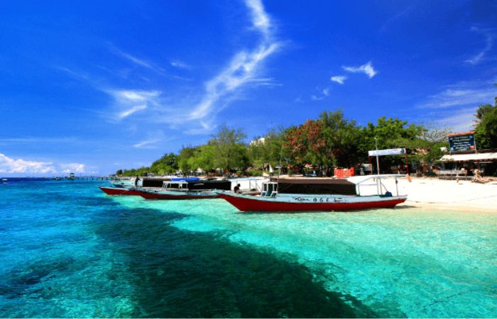 Daftar 5 tempat wisata hits di NTB yang banyak dikunjungi turis mancanegara