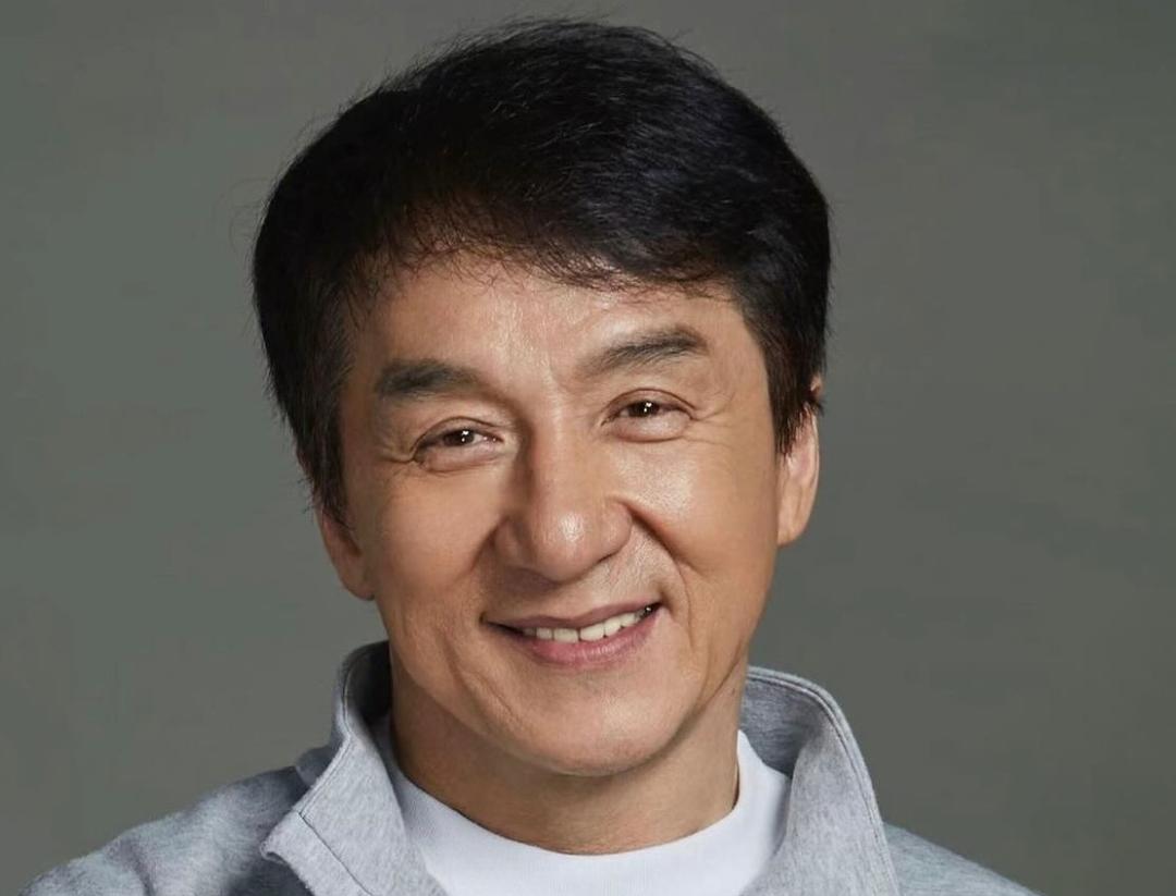 Jackie Chan masuk dalam daftar Top 10 Aktor Terkaya di Dunia 2025.