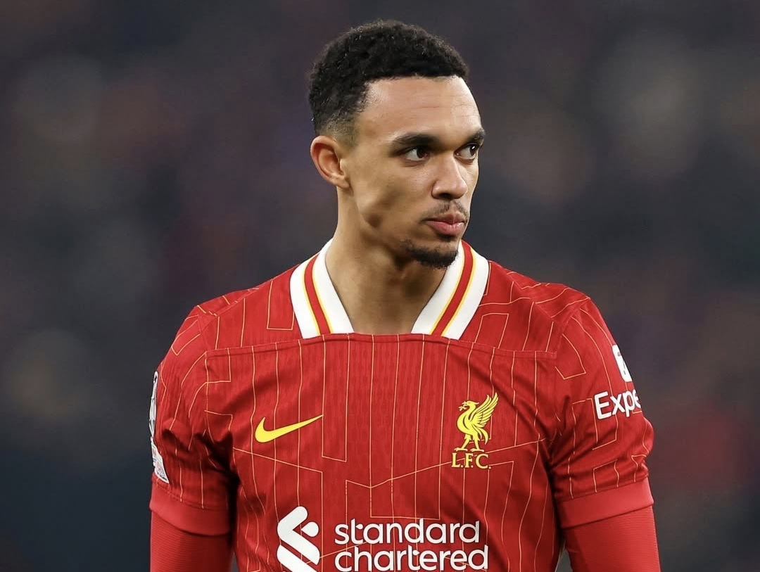 Trent Alexander-Arnold mendapat sambutan yang tak bersahabat dari sebagian fans saat turun bermain di 23 menit terakhir pertandingan. (Foto: instagram)