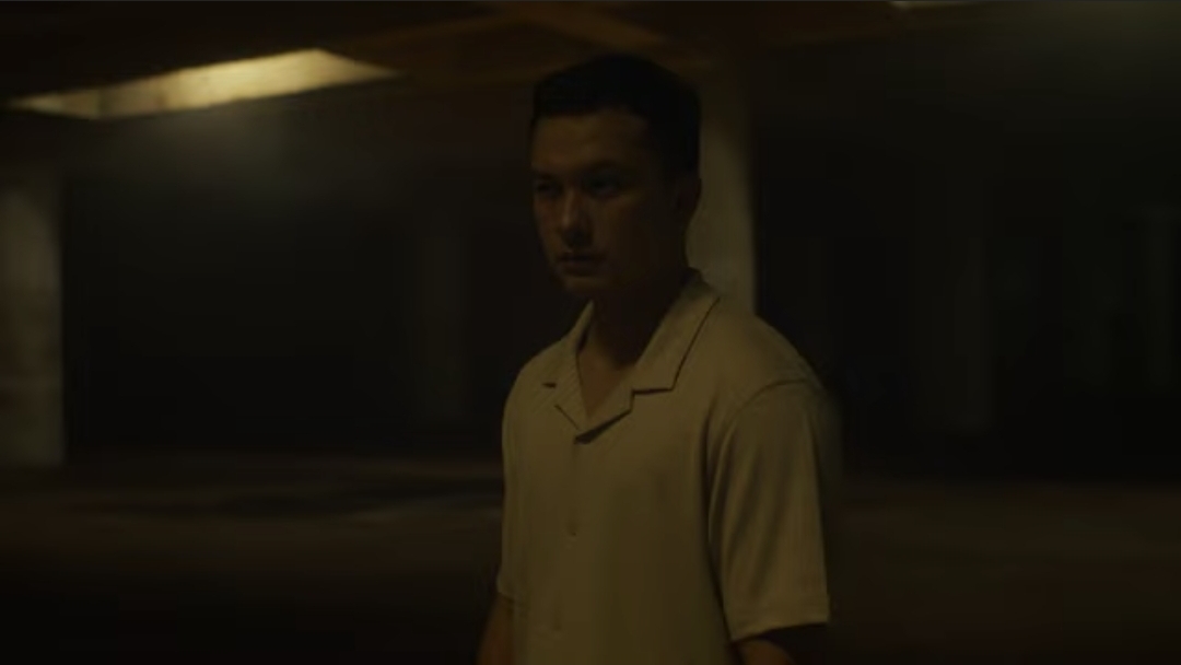 Nicholas Saputra menjadi model video klip single terbaru Yura Yunita yang berjudul Tanda. (Foto: tangkapan layar)