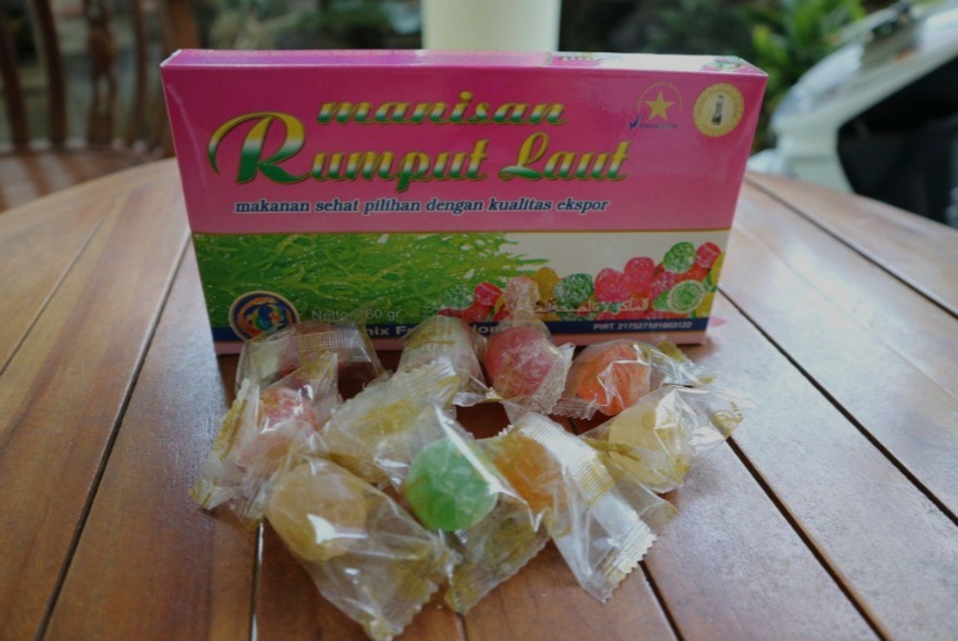Manisa Rumput Laut menjadi salah satu makanan khas Lombok yang bisa dijadikan oleh-oleh