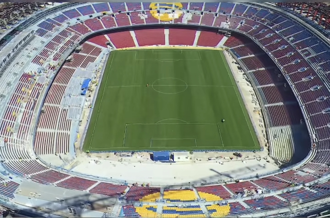 Meski kembali ke Camp Nou, stadion belum akan beroperasi secara penuh. Beberapa fasilitas seperti tribun atas, layanan katering, dan akses permanen belum sepenuhnya siap. (Foto: instagram)