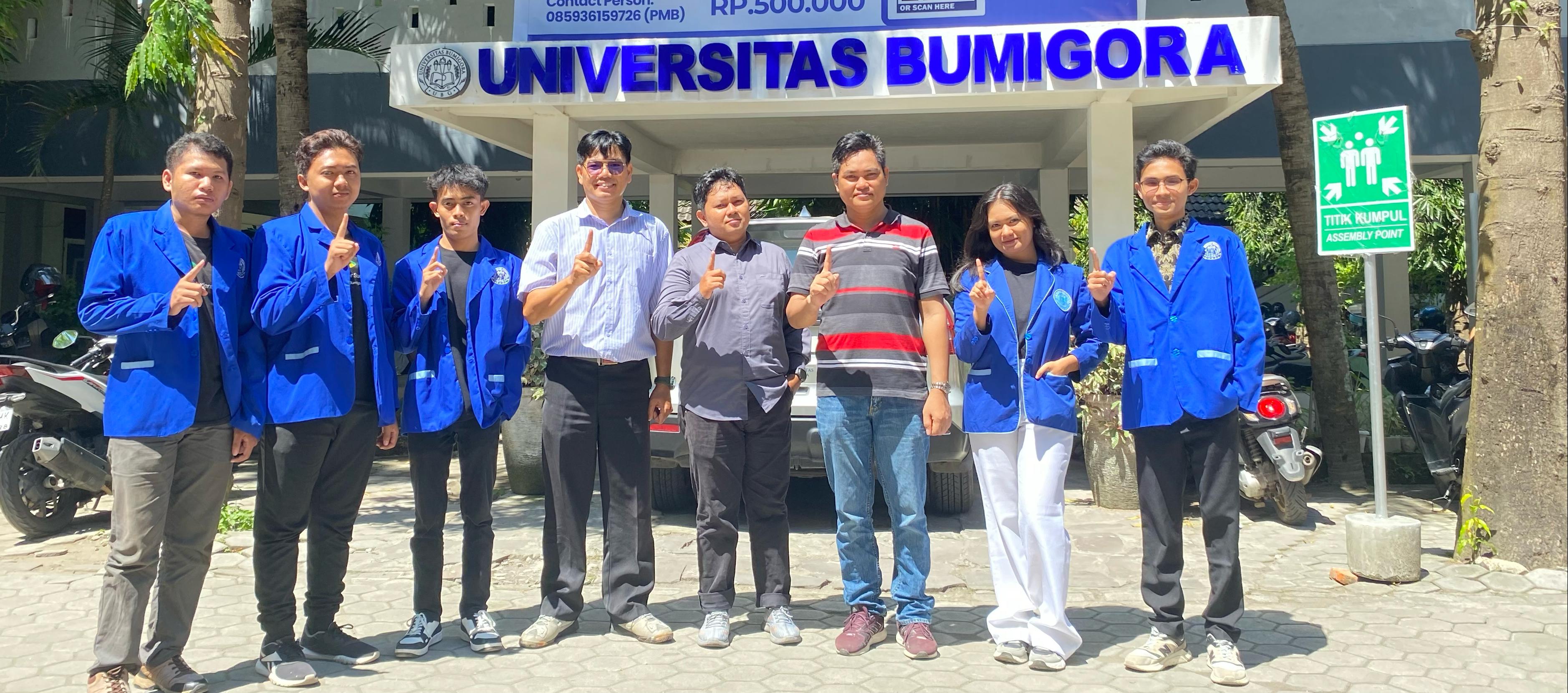Universitas Bumigora (UBG) berhasil menorehkan tinta emas dengan menyabet Juara 1 dalam kategori Web Development pada lomba tingkat internasional yang diselenggarakan oleh Universitas Klabat, Manado.