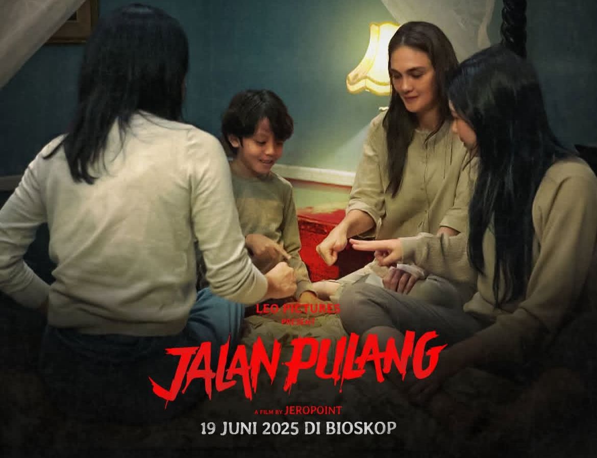 Poster Film Jalan Pulang
