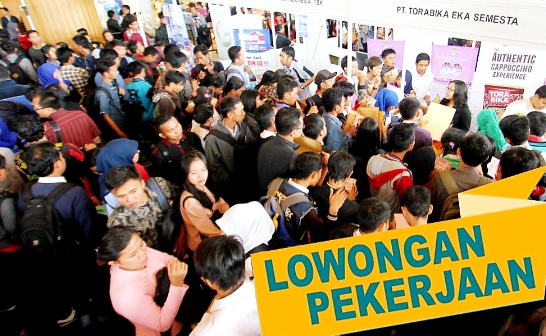 Ketersediaan lapangan pekerjaan menjadi salah satu indikator kabupaten dengan biaya hidup termurah di NTB.