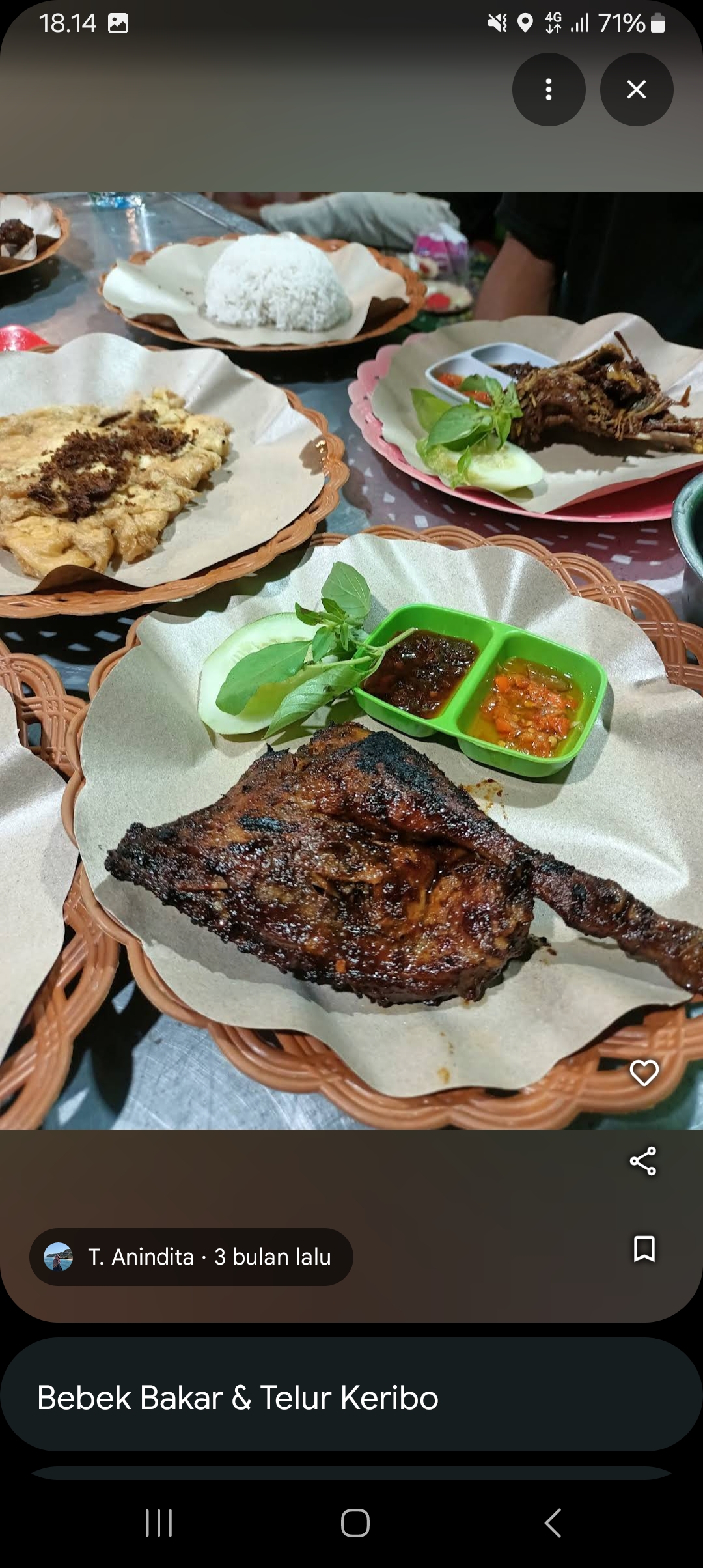 Raje Bebek Lombok jadi salah satu rekomendasi lalapan enak di Mataram