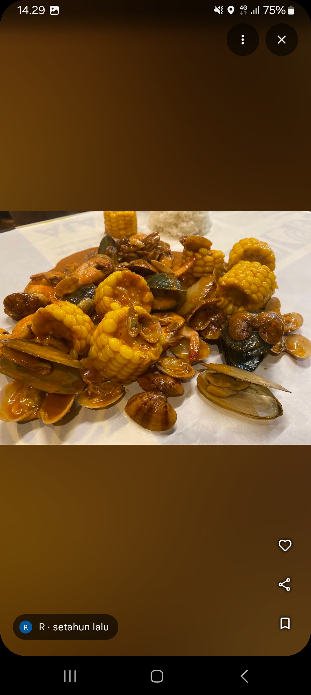 Ya Kerang Aja jadi tempat makan seafood enak di Mataram
