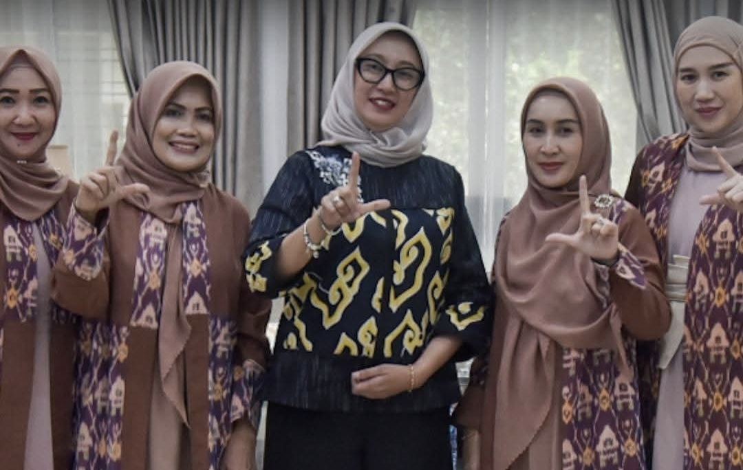Ketua Dekranasda NTB, Sinta Agathia Iqbal, menyambut positif pelaksanaan LSF 2025. (Foto: Pemprov NTB)