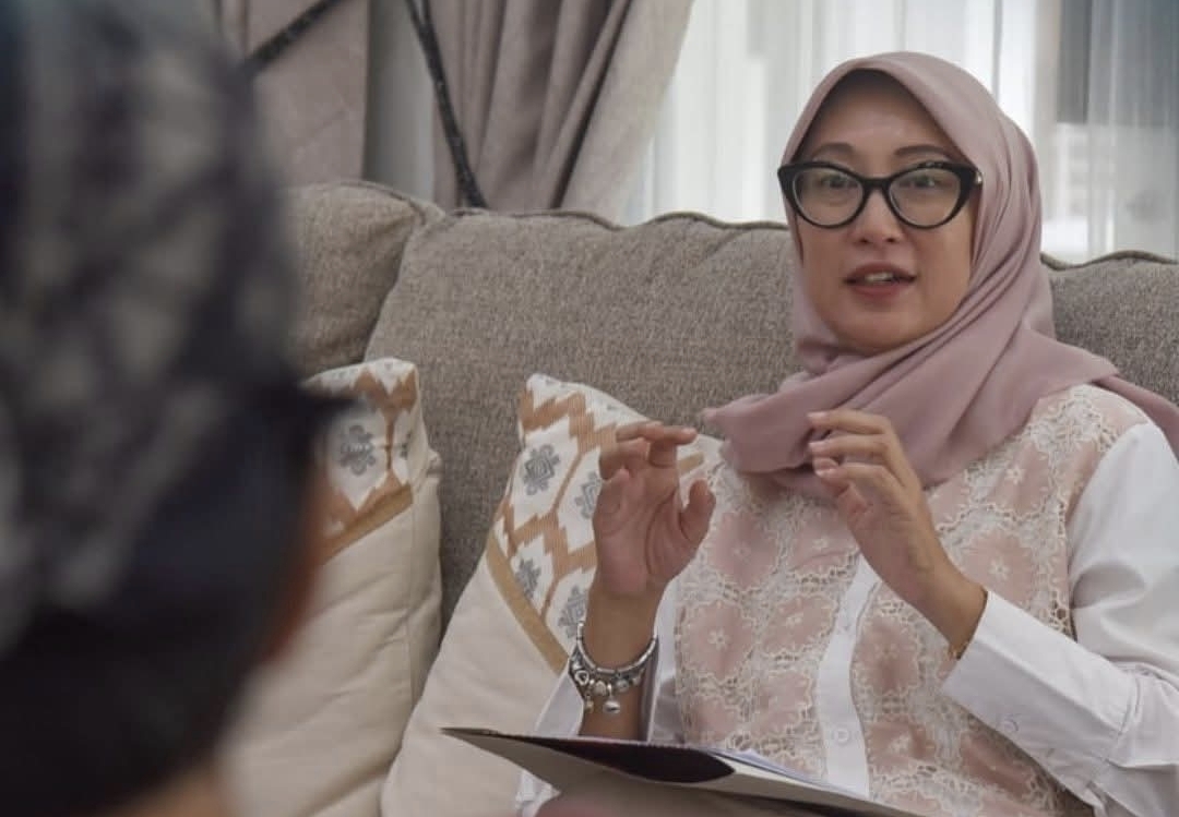 Ketua TP PKK NTB Sinta Agathia Soedjoko meminta Dinas Perpustakaan dan Kearsipan NTB untuk serius mengembangkan perpustakaan desa. (Pemprov NTB)