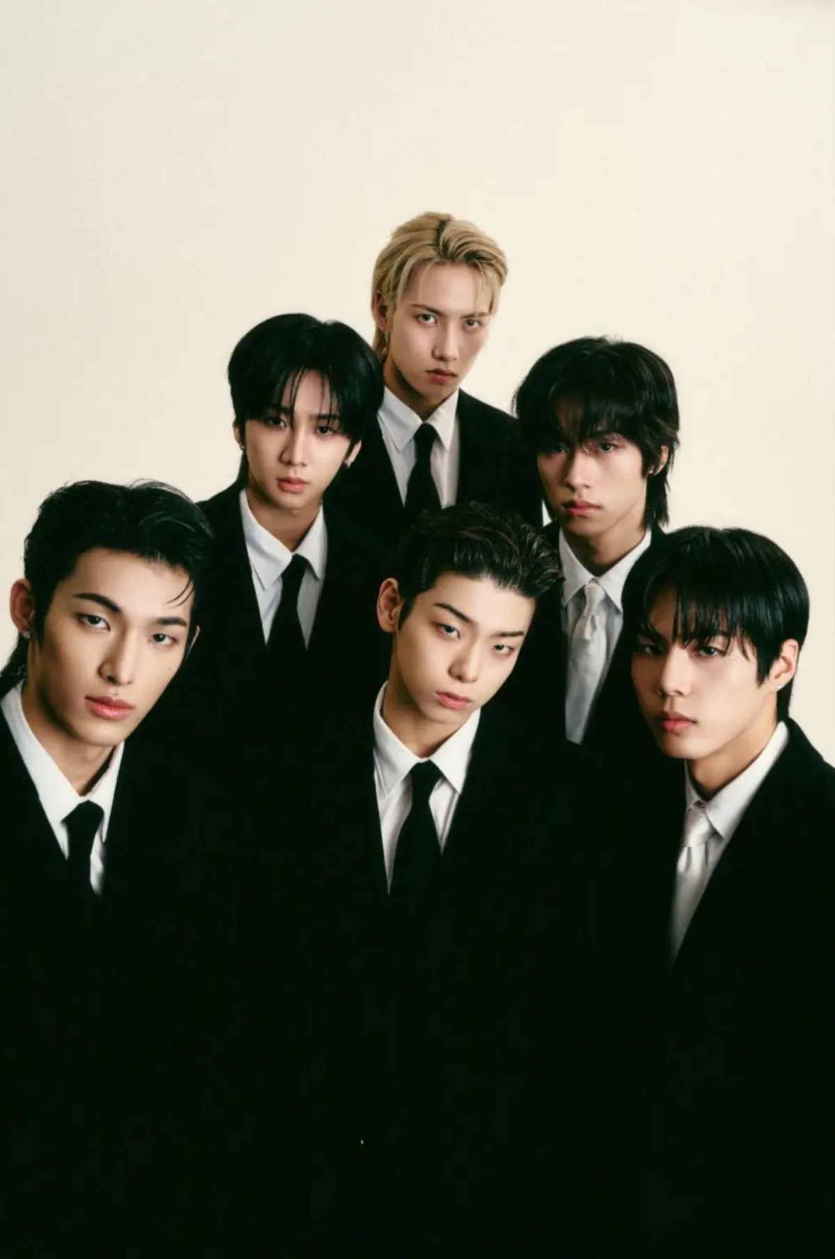 Boy group 82MAJOR.