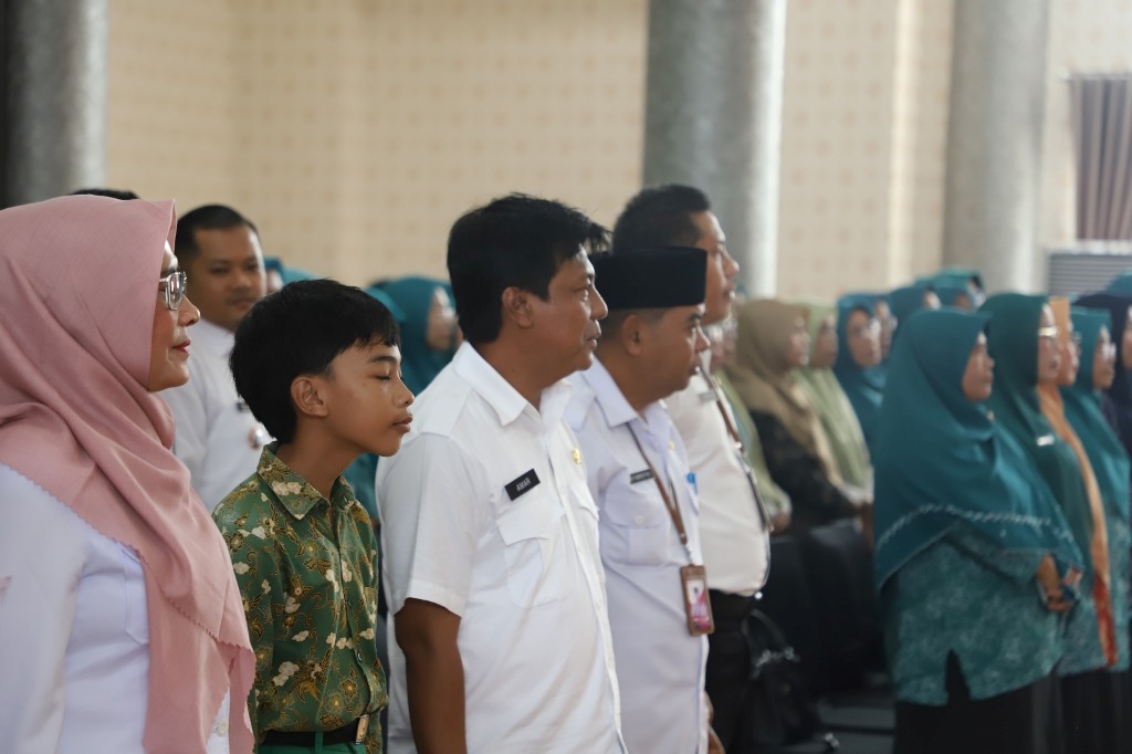 PEMBUKAAN LOMBA: Bupati KSB Amar Nurmansyah saat menghadiri pembukaan lomba bercerita rakyat NTB yang digagas TP PKK KSB, Kamis (22/5).&nbsp;