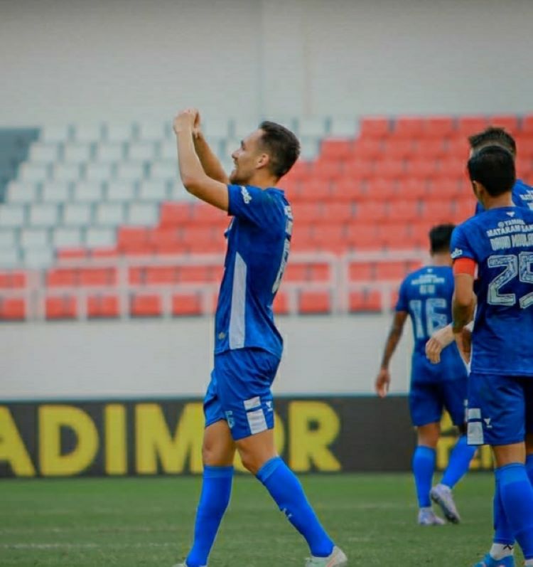 PSIS Semarang menjadi juru kunci klasemen akhir Liga 1 dan akan tergedradasi ke Liga 2 musim depan.