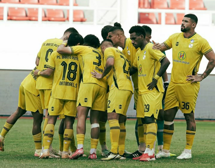 Barito Putera harus rela tergedradasi ke Liga 2 musim depan setelah menghuni tiga peringkat terbawah klasemen akhir Liga 1.