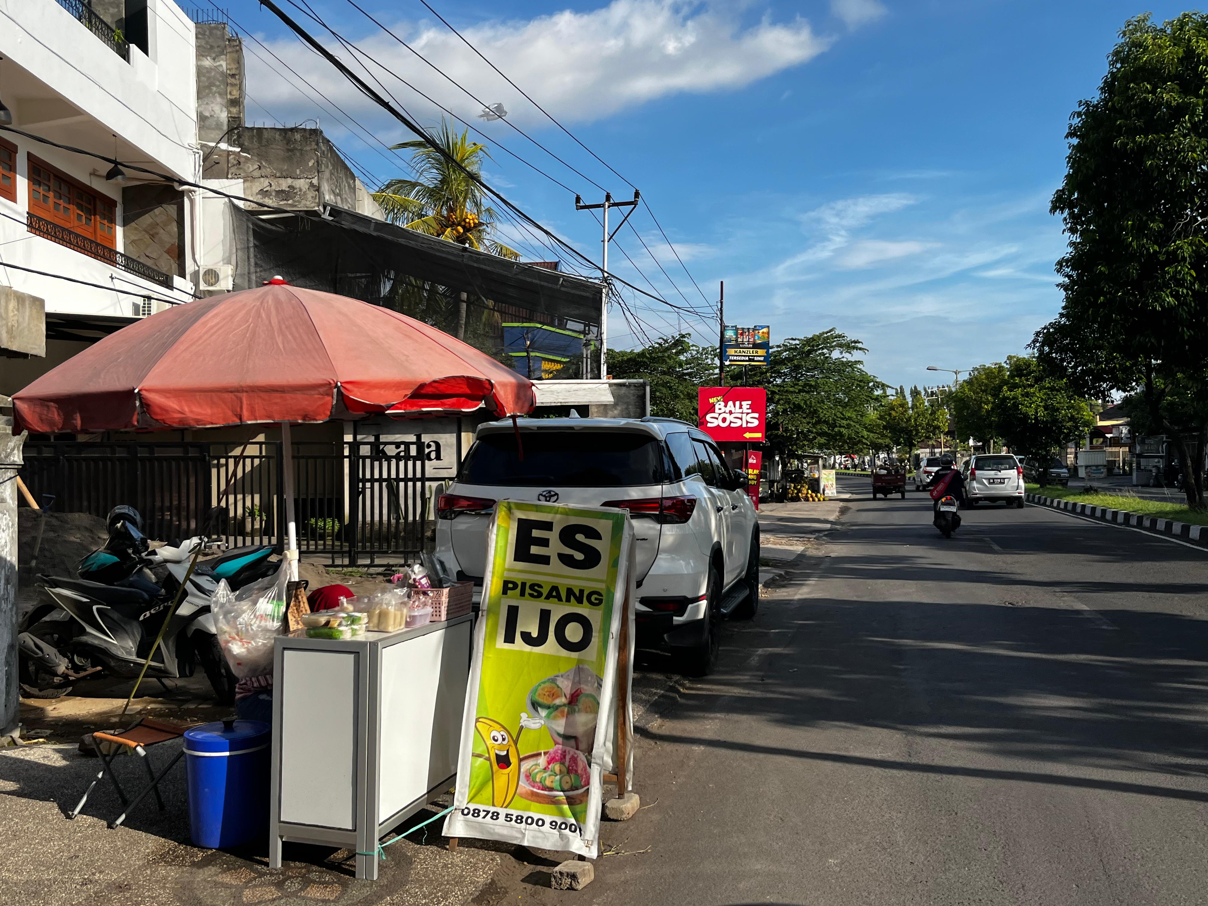 Top 5 spot kuliner kaki lima yang enak dan murah meriah di Kota Mataram