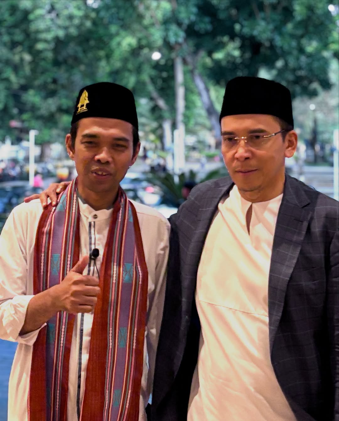 Momen TGB HM Zainul Majdi dan UAS Ustad Abdul Somad berkegiatan bersama di Lombok. (IG TGB)