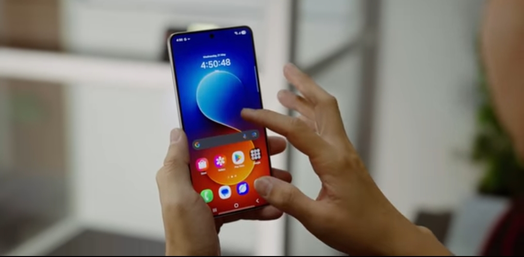 TAMPAK DEPAN: Samsung Galaxy S25 Edge Review Indonesia, HP Tipis 20 Jutaan yang Bikin Galau.