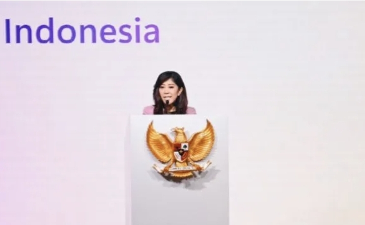 Menteri Komunikasi dan Digital, Meutya Hafid, menilai kehadiran pusat data Microsoft Indonesia ini mencerminkan kepercayaan dunia terhadap arah kebijakan digital Indonesia.