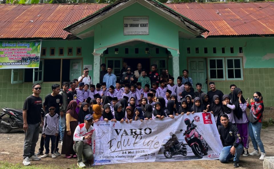 Riding Sambil Belajar dan Berbagi, Club Vario Kunjungi Museum & Sekolah Terpencil