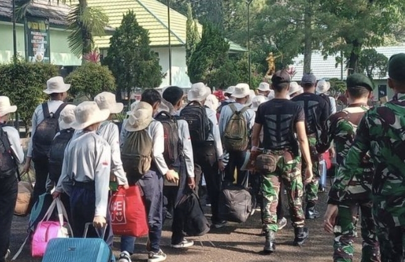 Lonjakan minat pada pelatihan bela negara ini jadi sinyal kuat bahwa program barak militer Depok mampu menjawab keresahan masyarakat terhadap pentingnya pendidikan karakter sejak dini.&nbsp; (istimewa)