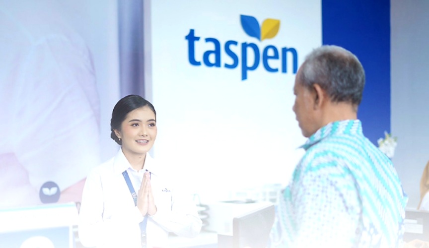 Ilustrasi pelayanan pencairan gaji ke-13 PT Taspen (Persero) kepada pensiunan PNS.