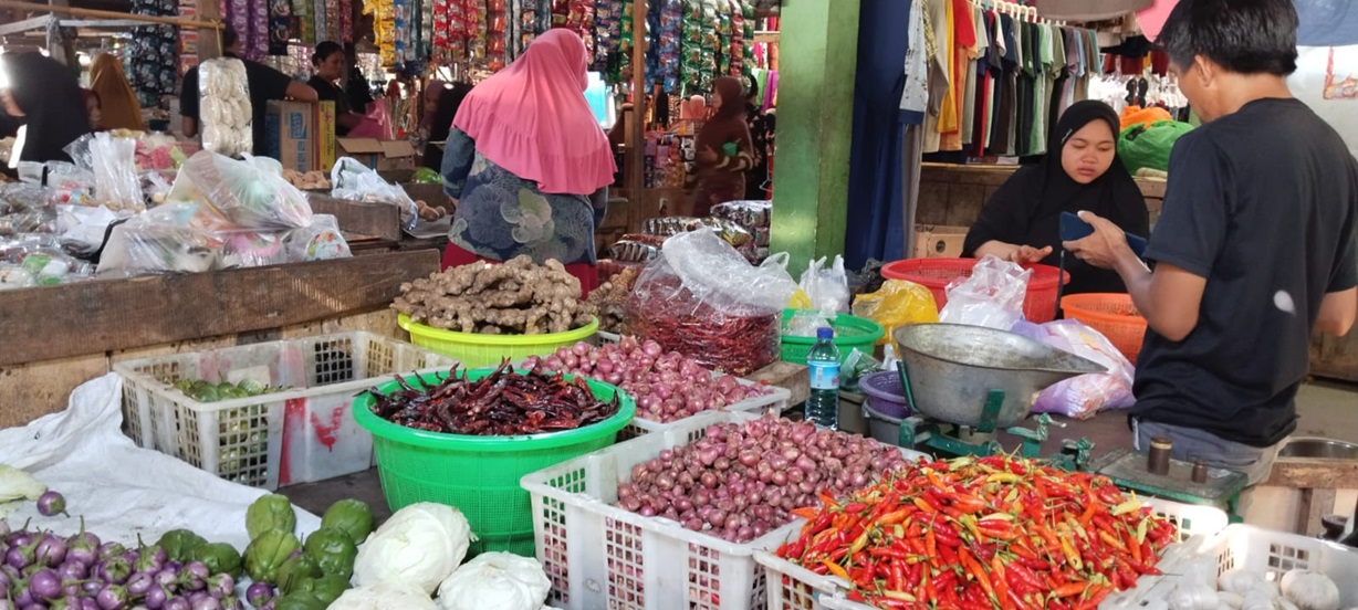 Panen komoditas pertanian melimpah, NTB deflasi minus 0,58 persen.